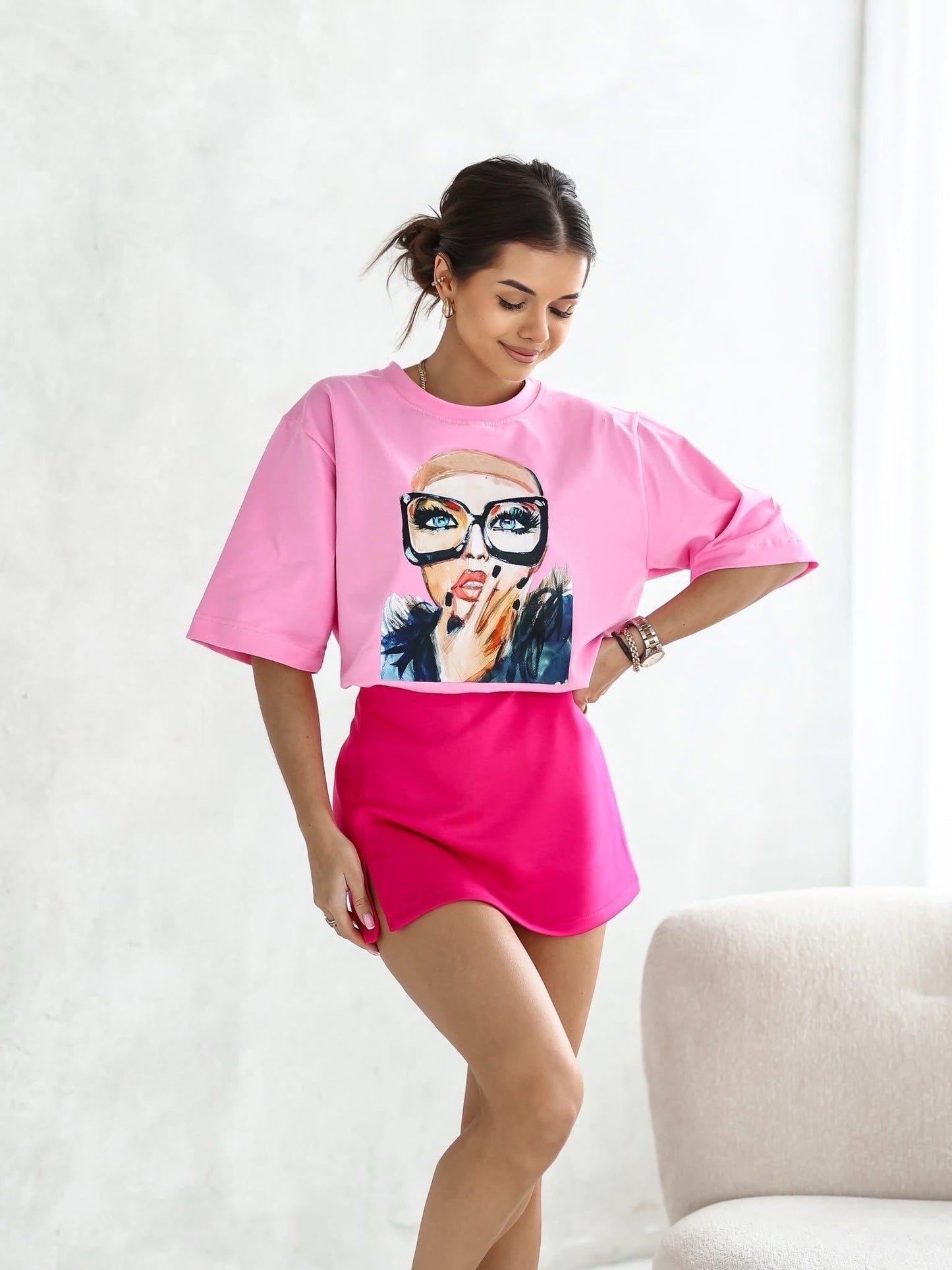 Tricou supradimensionat cu iconă de stil