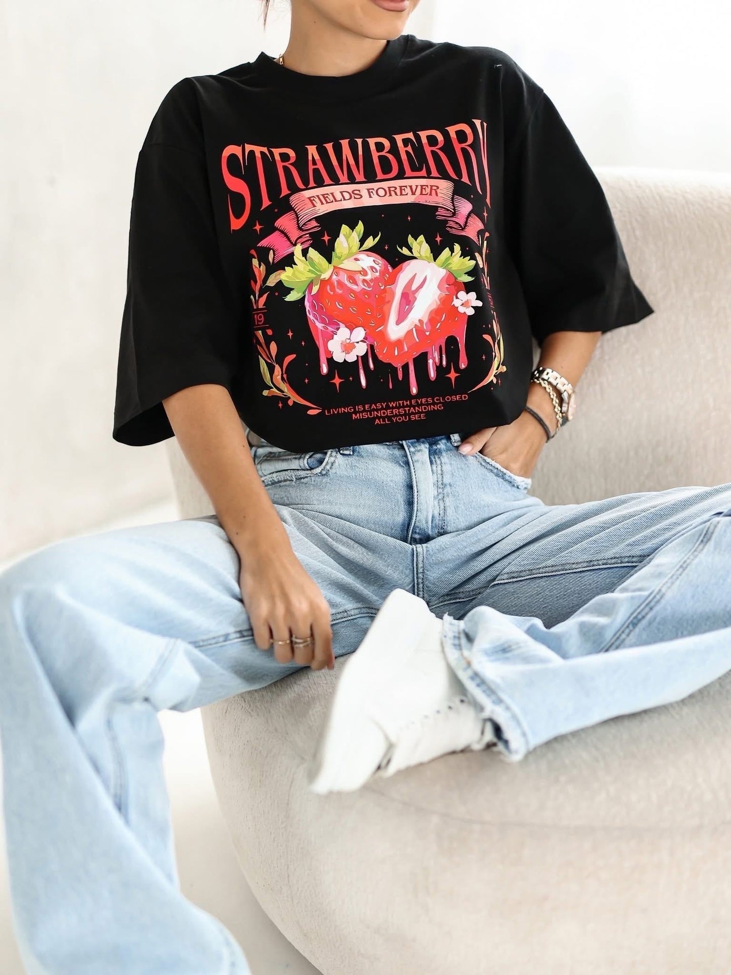 Tricou supradimensionat Strawberry Vibes