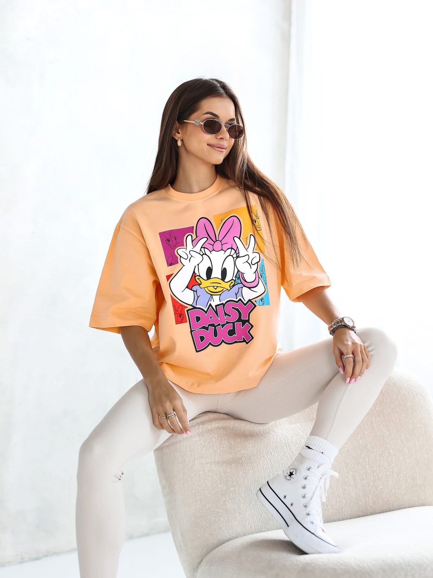 Tricou Daisy Duck supradimensionat