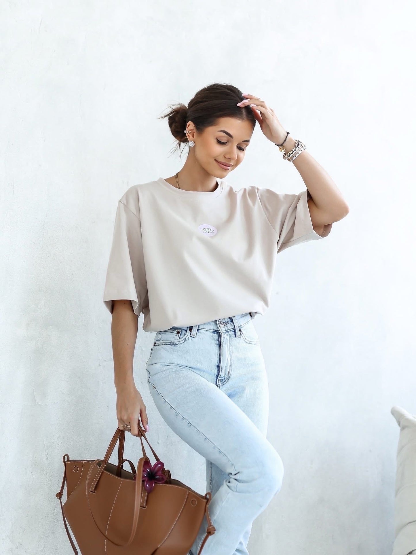 Tricou Lotus Mood Oversize