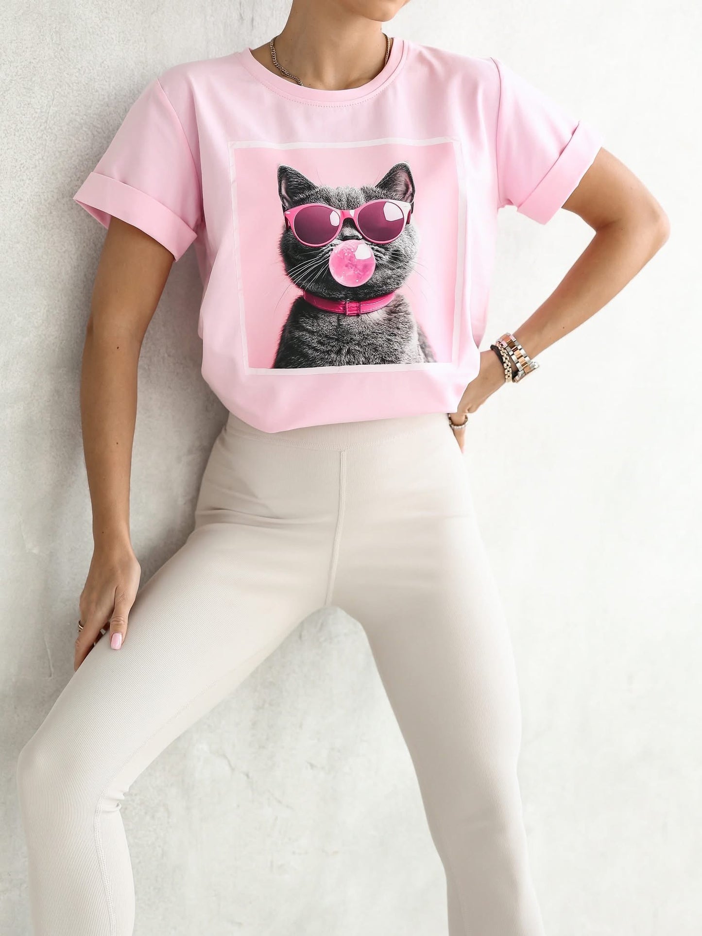 Tricou cu pisică cu bule
