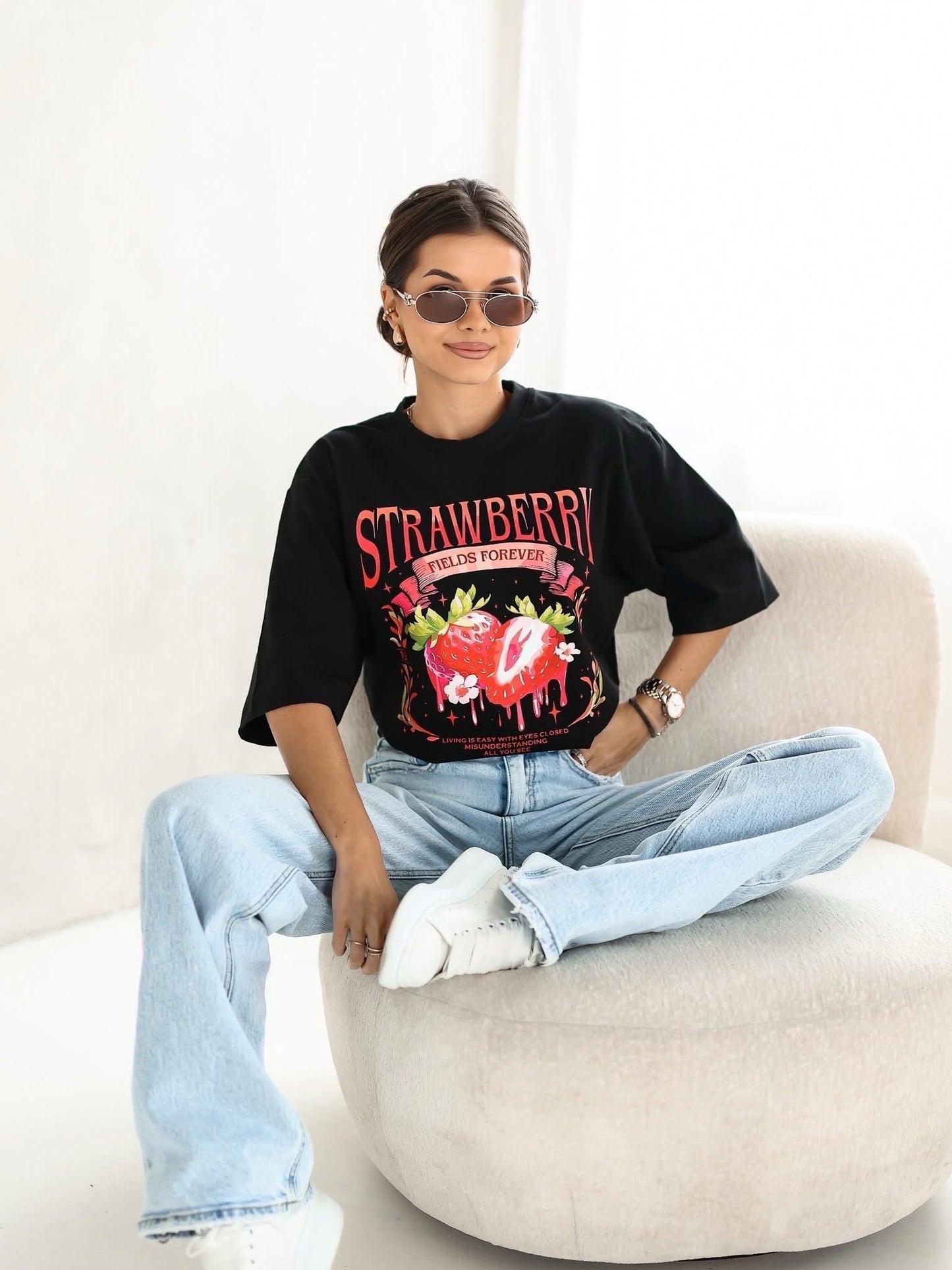 Tricou supradimensionat Strawberry Vibes
