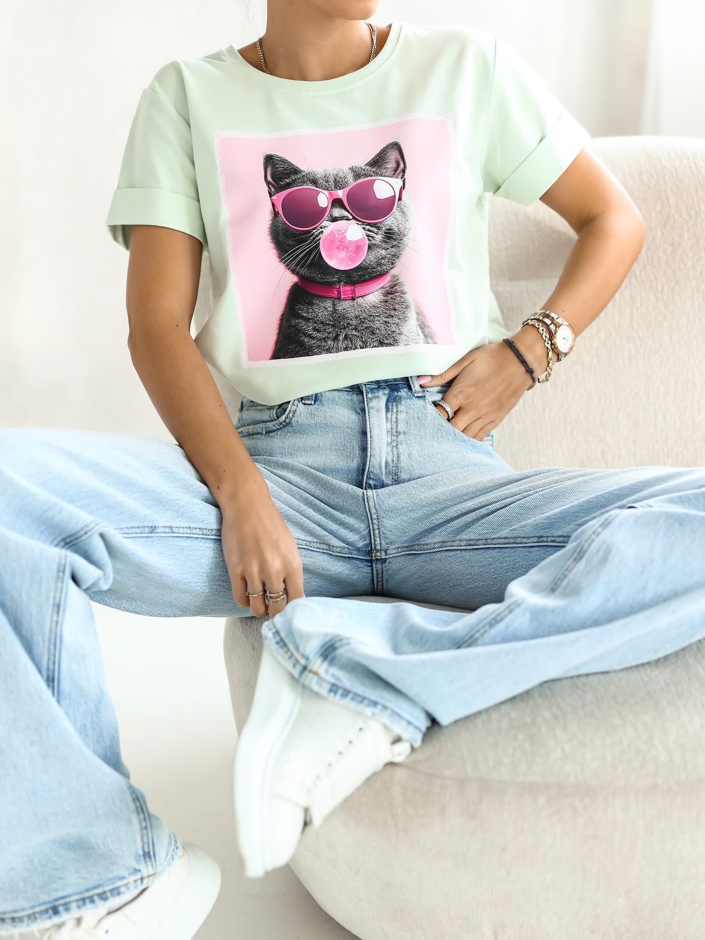 Tricou cu pisică cu bule