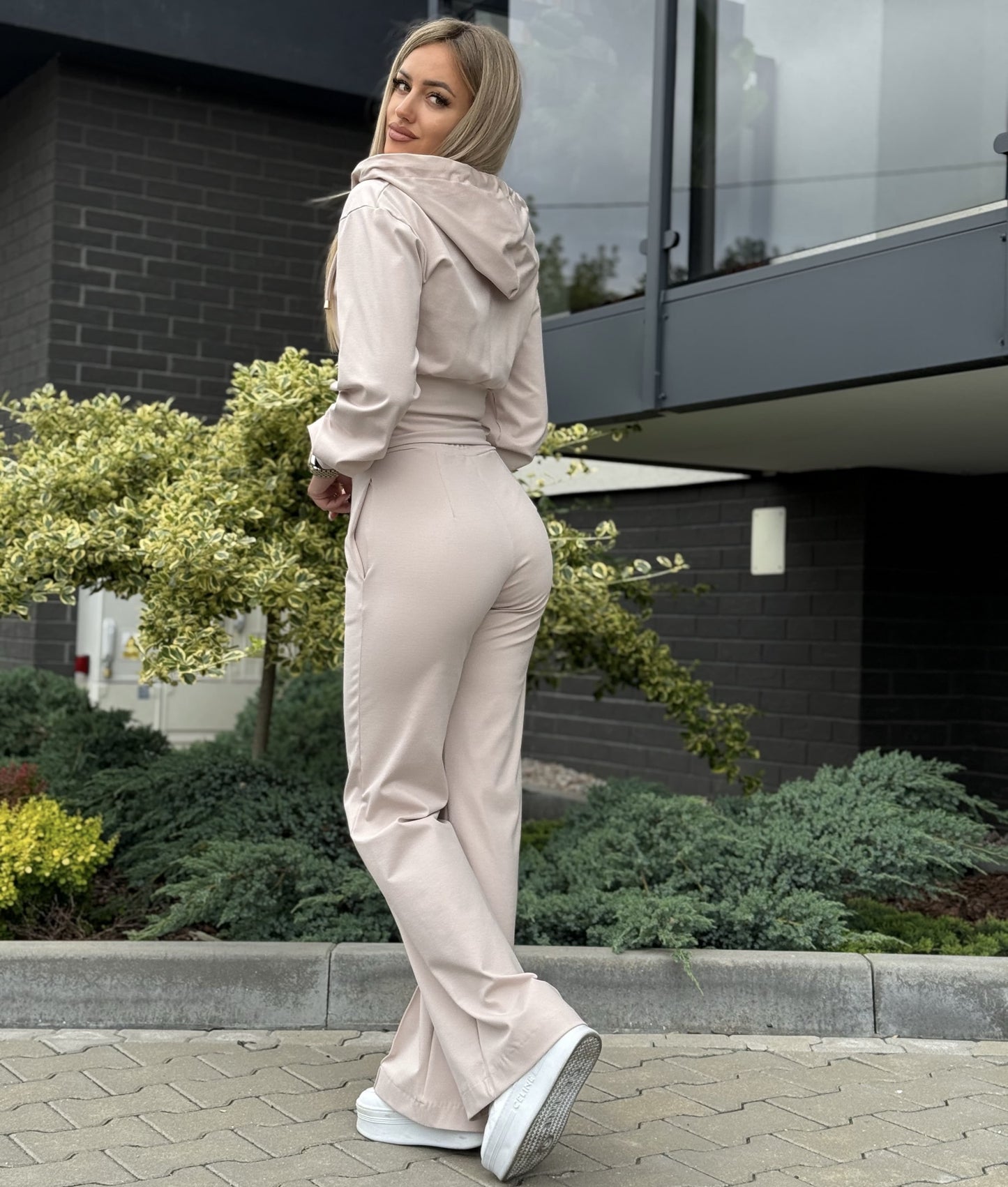 Set Marina