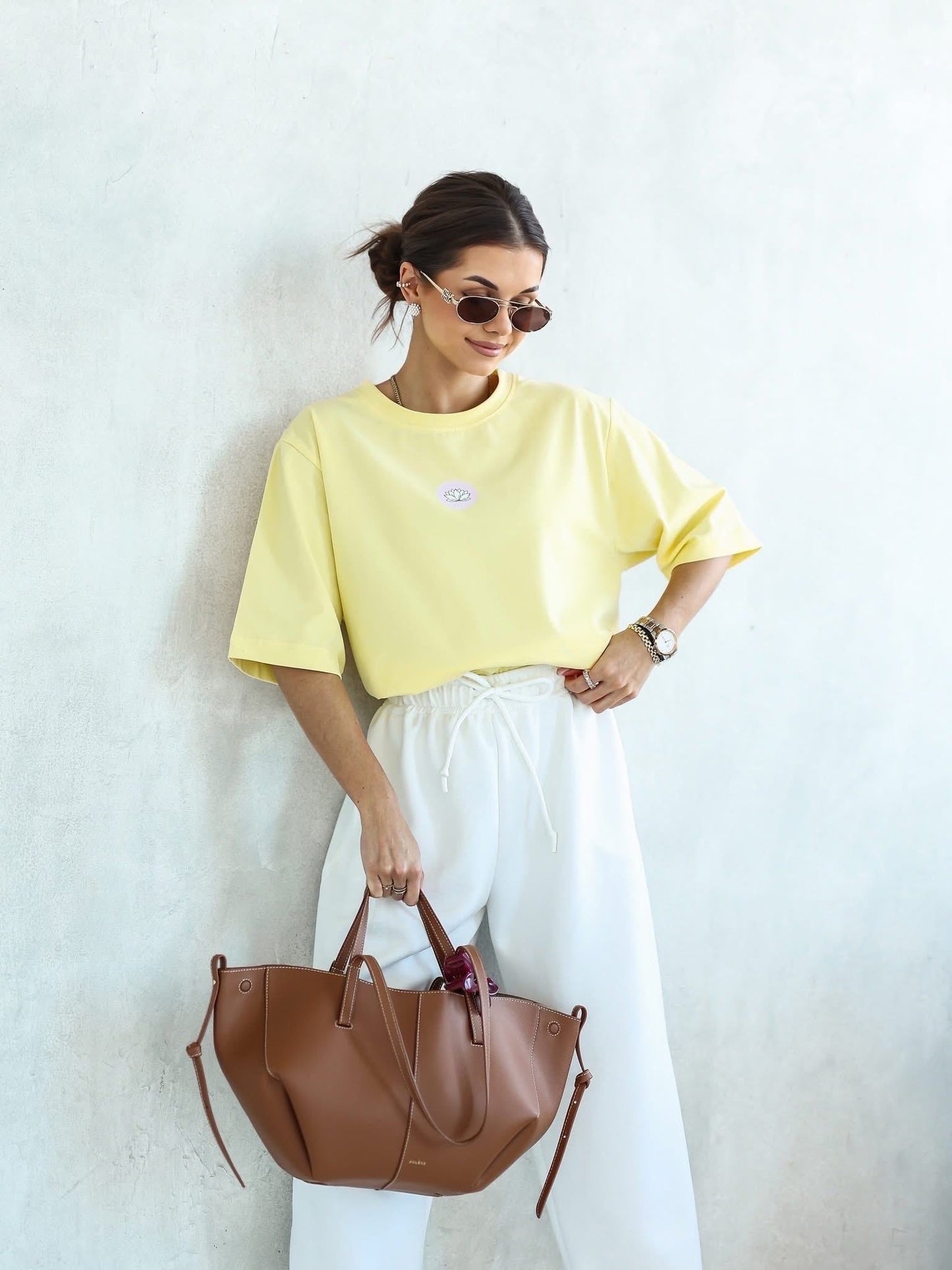 Tricou Lotus Mood Oversize