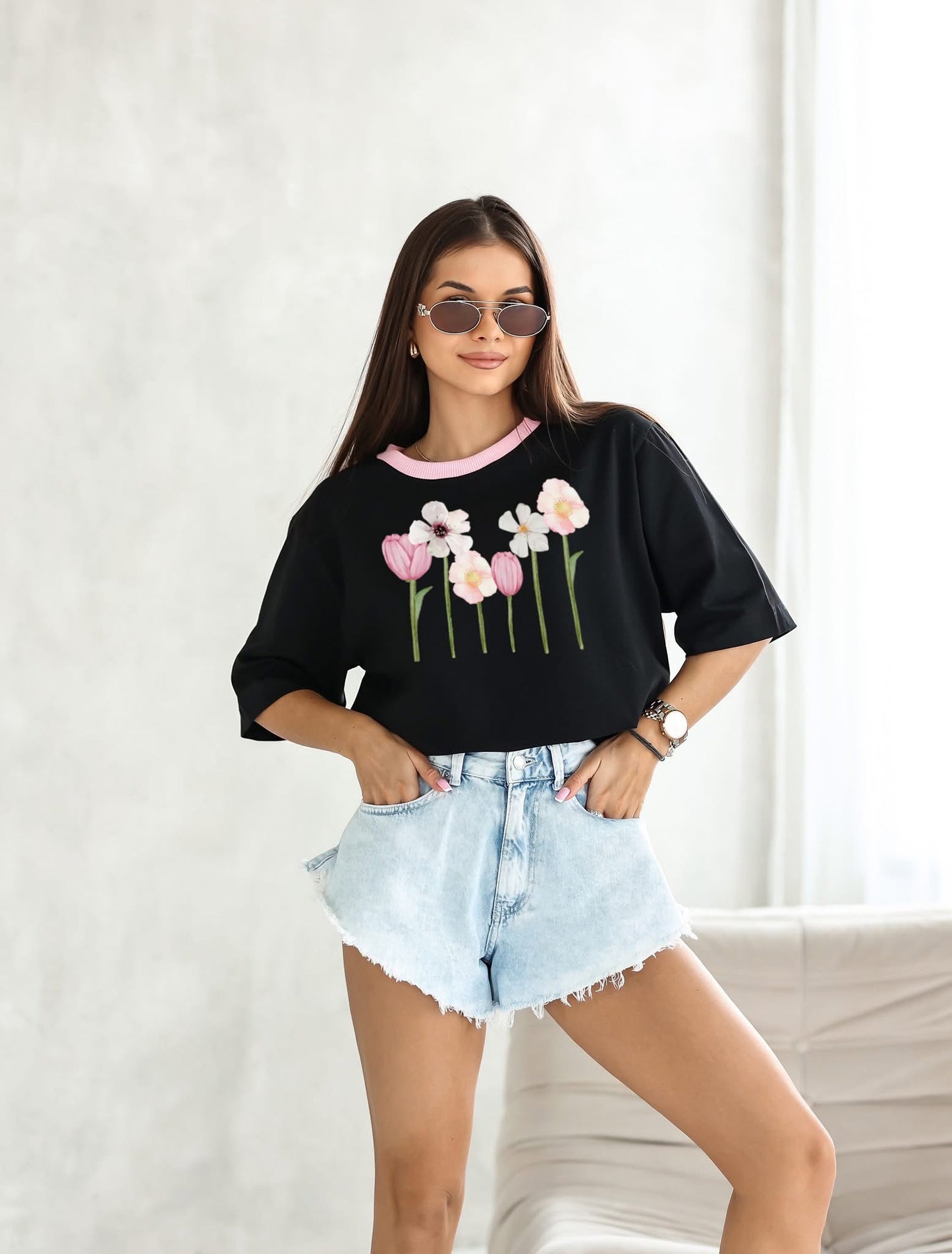 Tricou cu flori de vară
